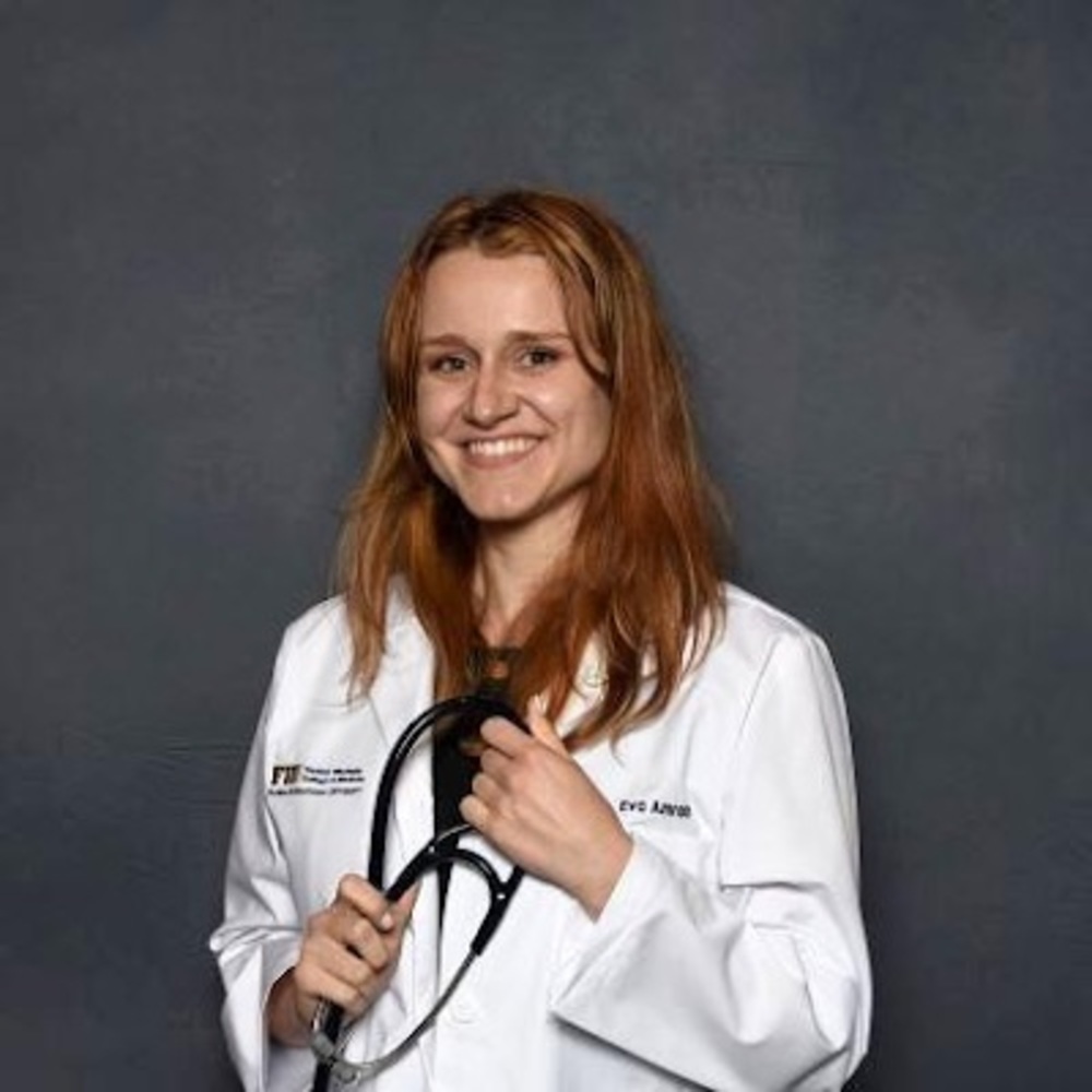 Meet your Posher, Eva